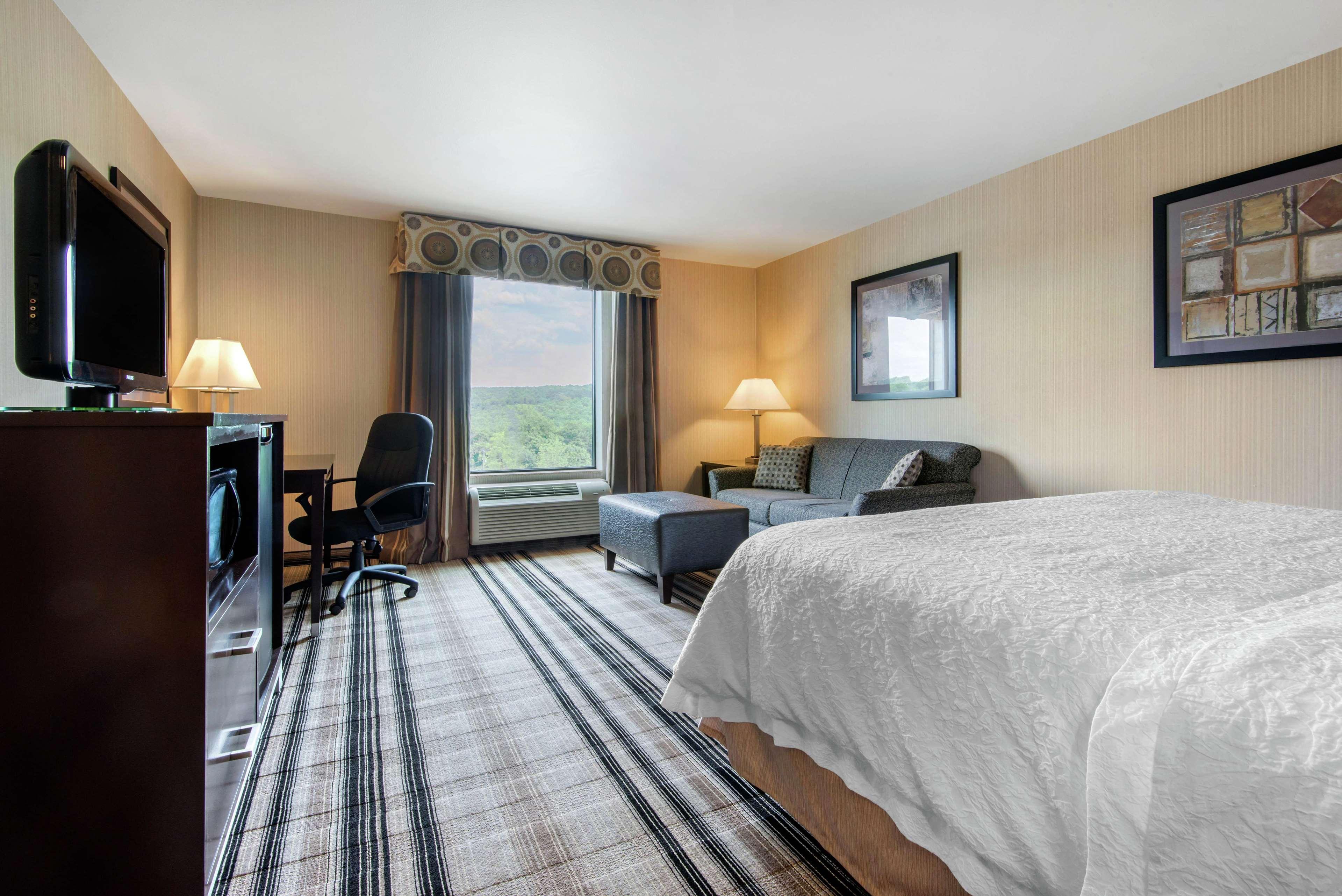 Hampton Inn Meadville Εξωτερικό φωτογραφία