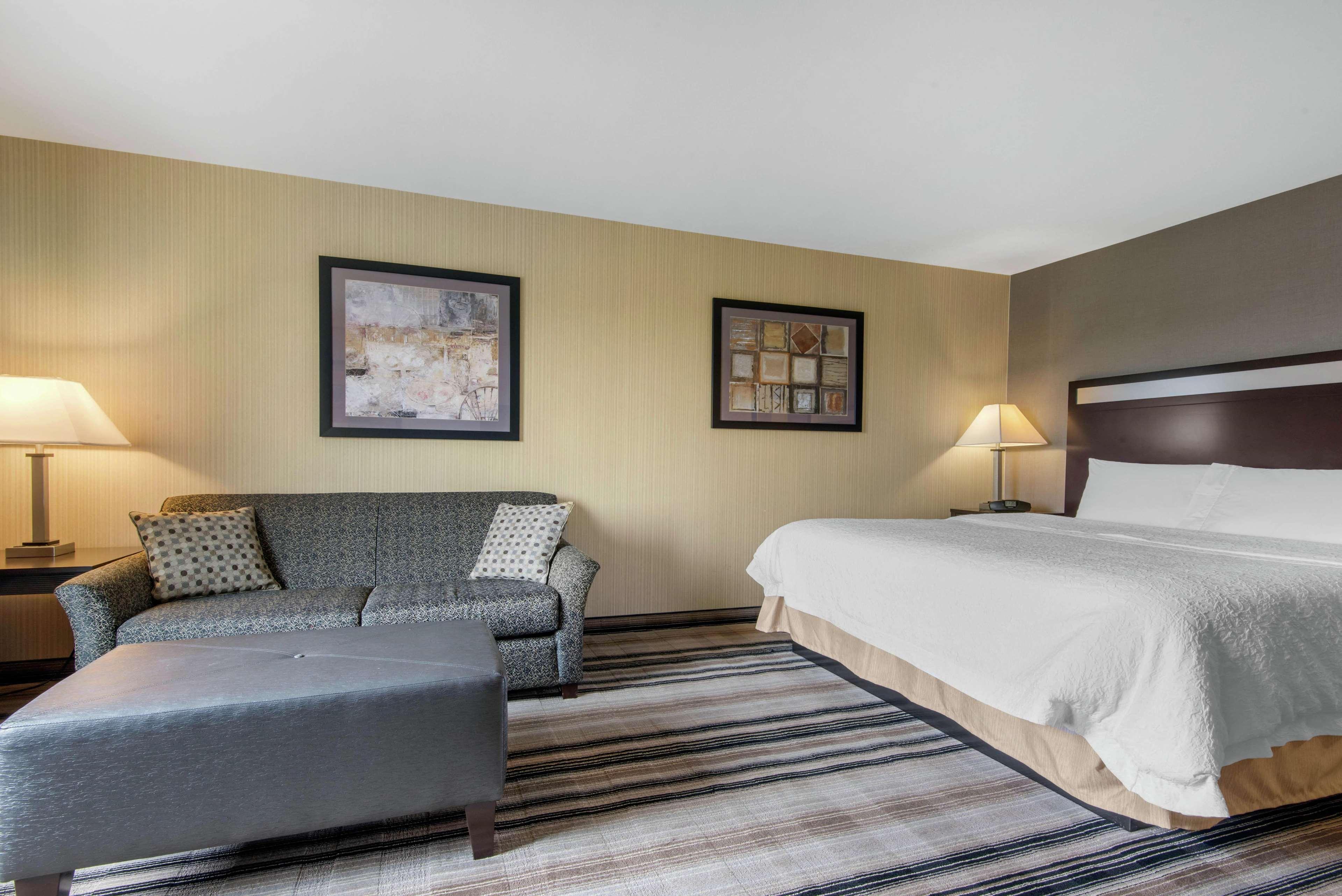Hampton Inn Meadville Εξωτερικό φωτογραφία