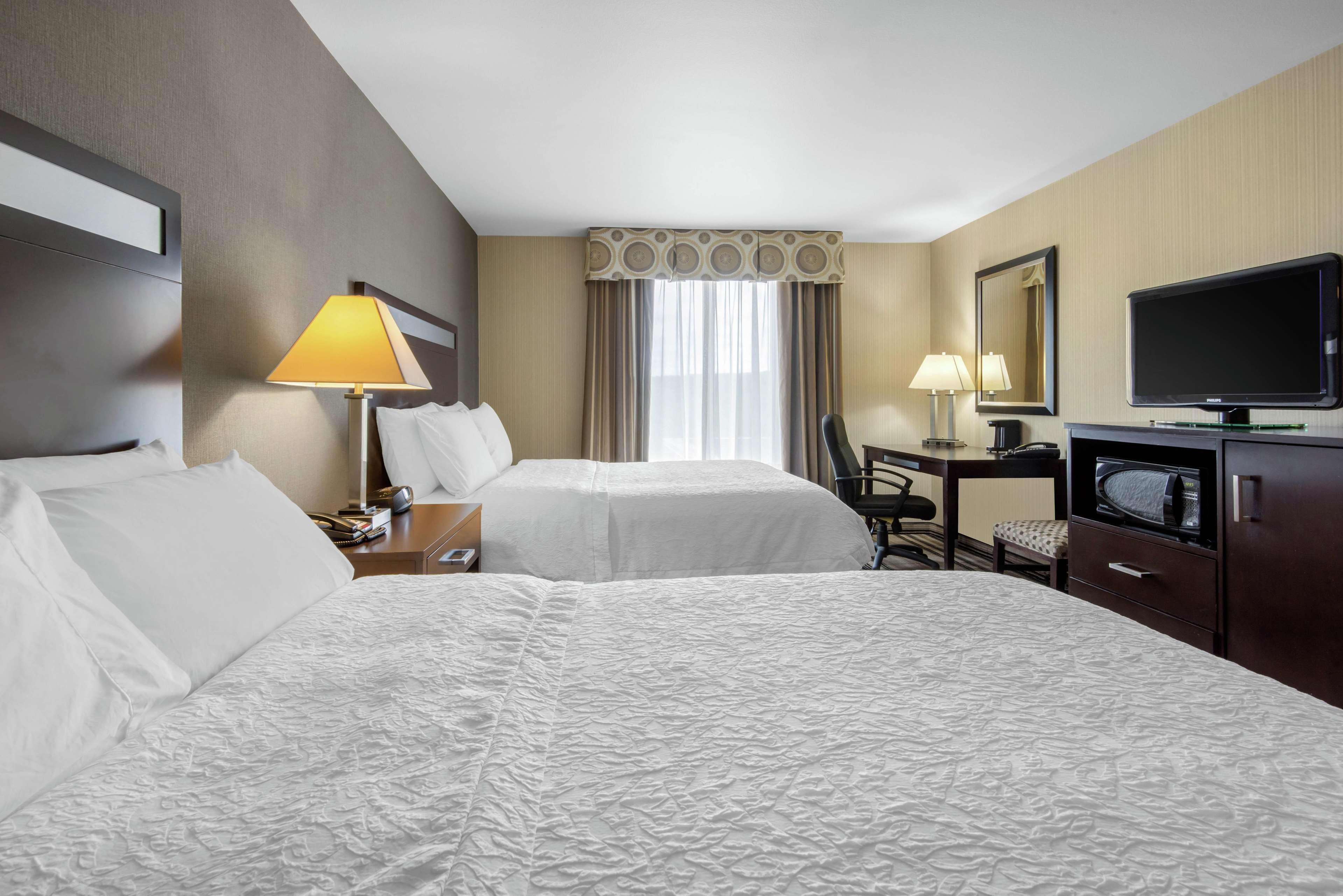 Hampton Inn Meadville Εξωτερικό φωτογραφία
