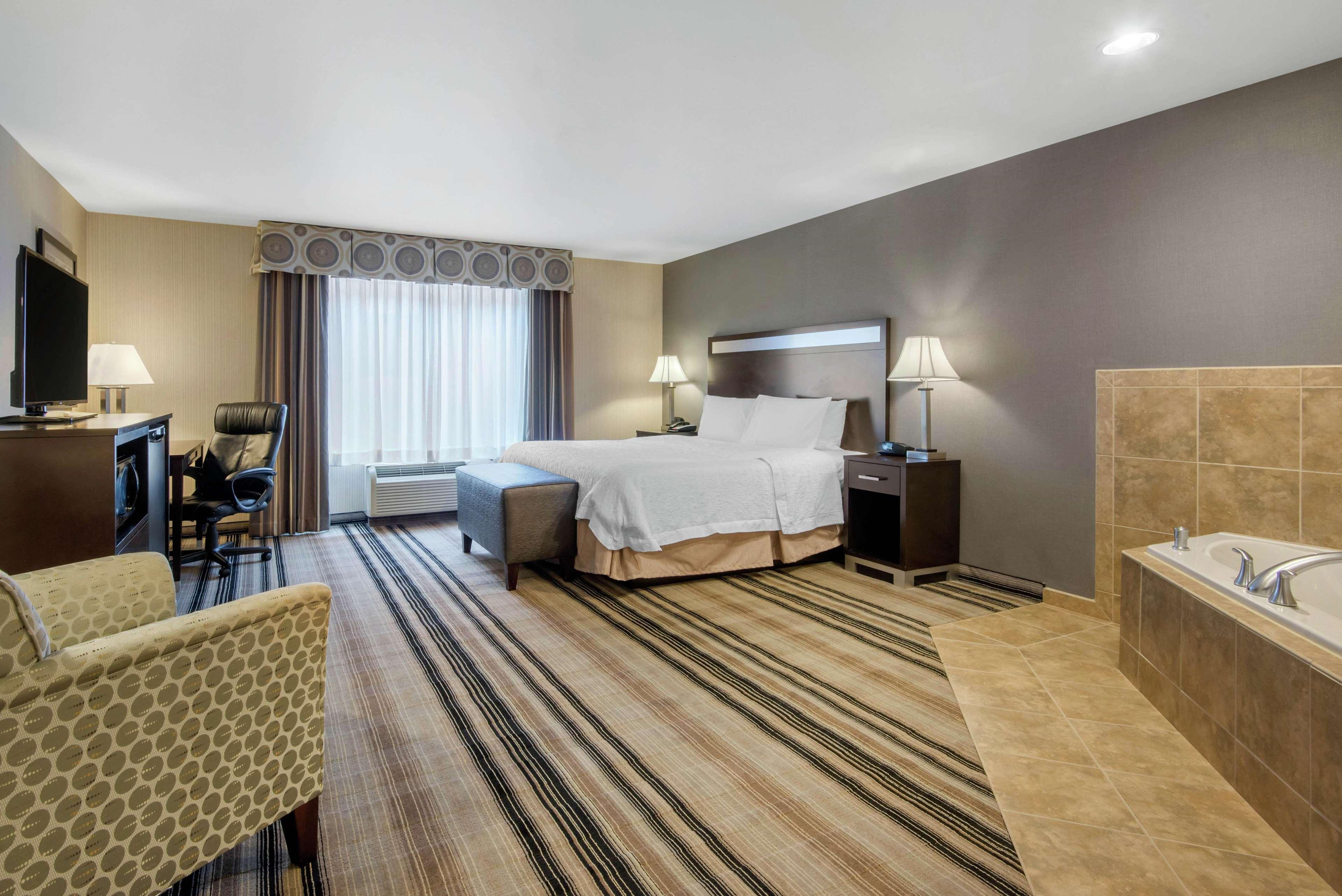 Hampton Inn Meadville Εξωτερικό φωτογραφία