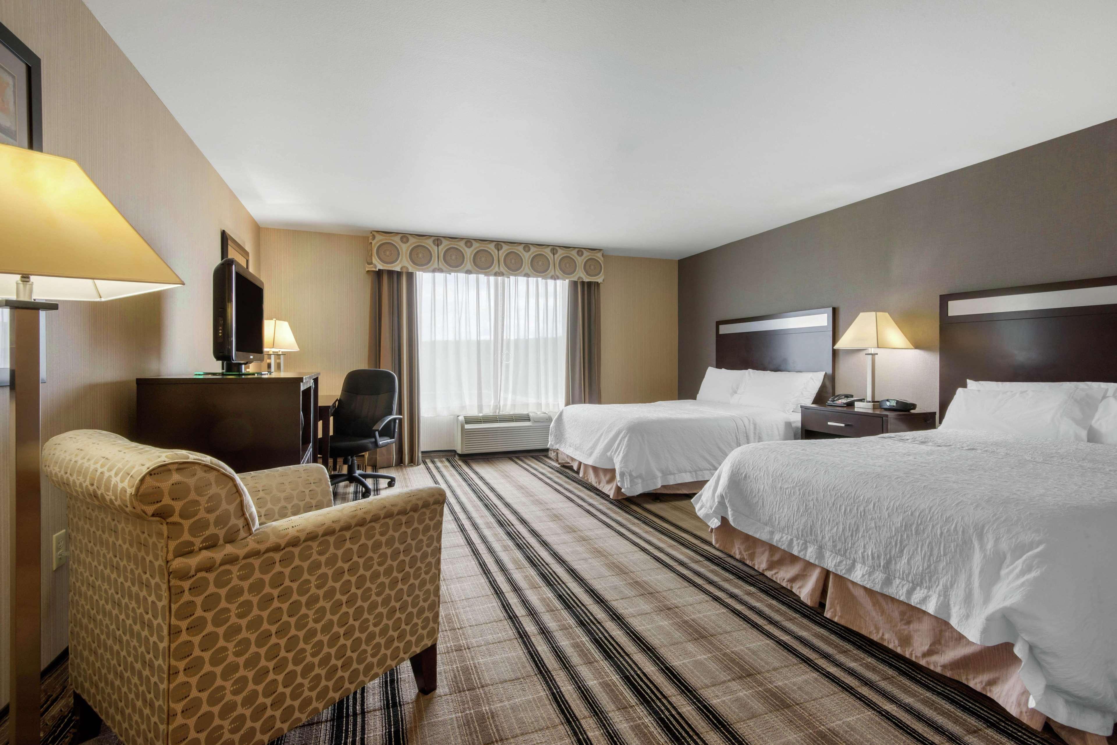 Hampton Inn Meadville Εξωτερικό φωτογραφία