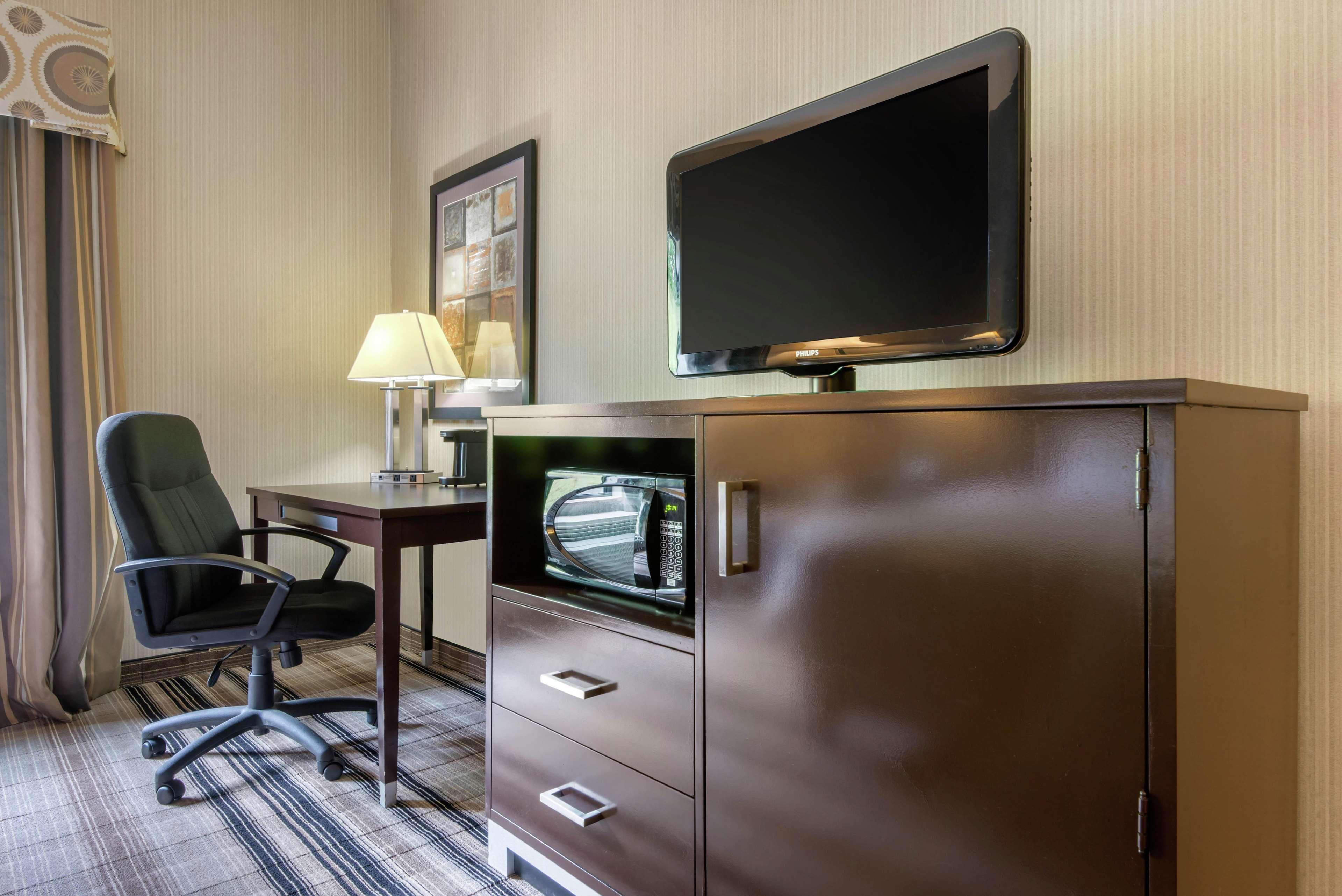 Hampton Inn Meadville Εξωτερικό φωτογραφία