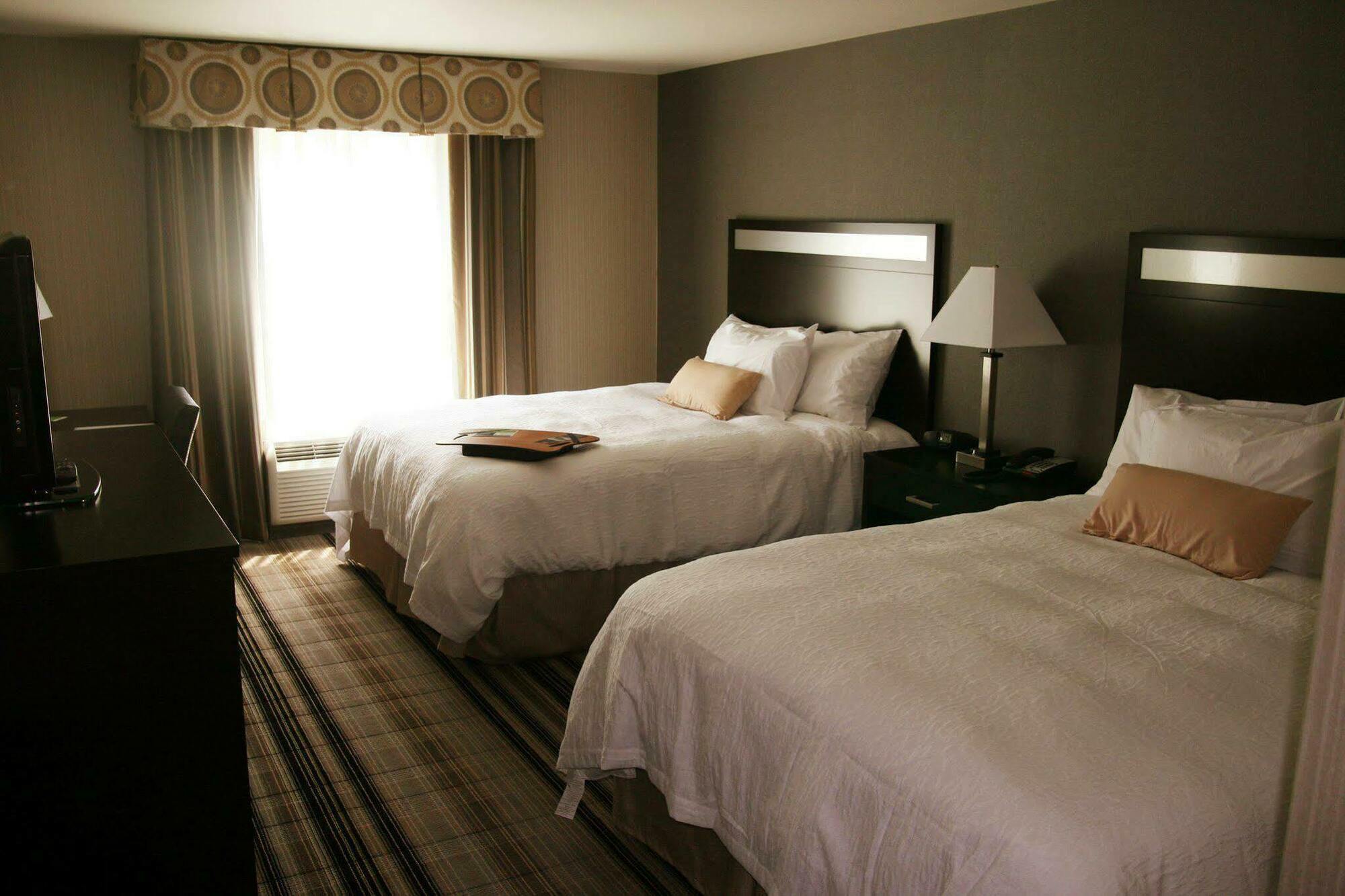 Hampton Inn Meadville Δωμάτιο φωτογραφία